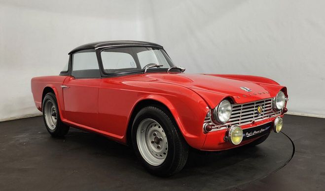 Triumph TR4  Rouge de 1963
