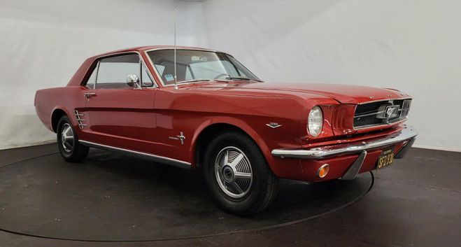 Ford Mustang  Rouge de 1966