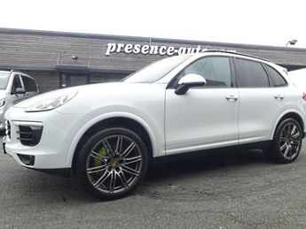  Voir détails -Porsche Cayenne II 3.0 v6 262 PLATINIUM EDITION BVA à Maruil (62)