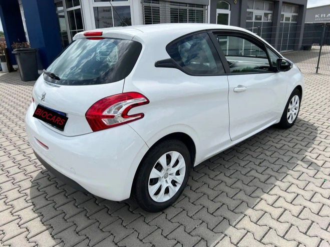 Peugeot 208 1.0 LIKE Blanc Laqu de 2013