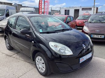  Voir détails -Renault Twingo 1.2 Authentique à Calais (62)