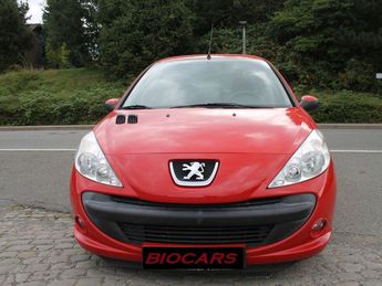  Voir détails -Peugeot 206 1.4 Basis à Calais (62)