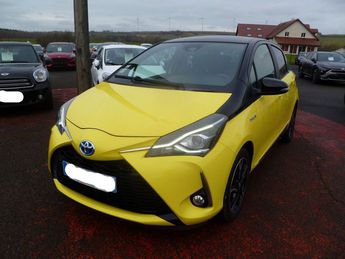  Voir détails -Toyota Yaris 1.5 100H COLLECTION 5 PORTES BOITE AUTO à Harol (88)