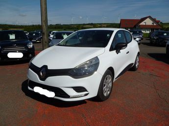 Voir détails -Renault Clio IV SOCIETE 1.5 DCI 75CH ENERGY AIR ECO2  à Harol (88)