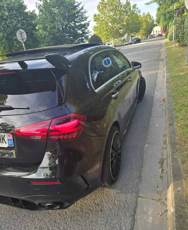 Mercedes Classe A 200 AMG Line, noir, 9 cv, 5 portes, prem Noir  de 2023