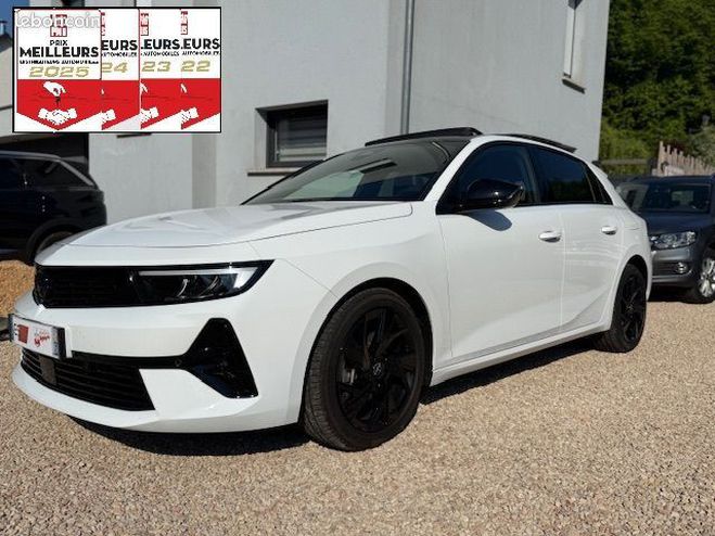 Opel Astra DISPONIBLE : GS hybrid 180 cv + 300 km t Blanc de 2023