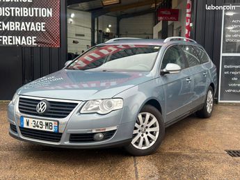  Voir détails -Volkswagen Passat BREAK 2.0TDI 140CH CONFORTLINE 159401 km à vreux (27)