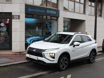  Voir détails -Mitsubishi Eclipse Cross (2) 2.4 PHEV TWIN MOTOR 4WD INVITE à Enghien-les-Bains (95)