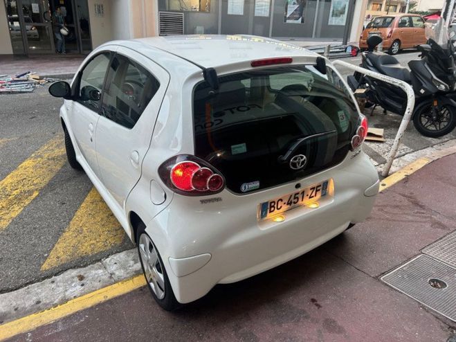 Toyota Aygo 1.4 D 54CH CONFORT 5P Blanc de 2010