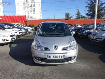  Voir détails -Renault Modus Grand 1.5 DCI 90CH EXCEPTION ECO à Villefranche-sur-Sane (69)