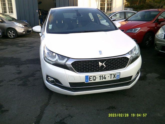 Citroen DS4 DS 4 1.6l hdi 120cv so chic (2016) Blanc de 2016