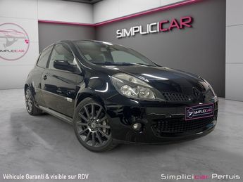  Voir détails -Renault Clio III 2.0 16V 200 Sport à Pertuis (84)