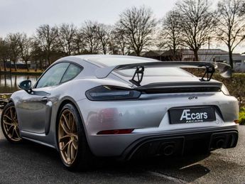  Voir détails -Porsche 718 CAYMAN GT4 à Izegem (88)