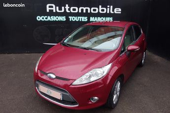  Voir détails -Ford Fiesta 1.4 TDCi 68 Ambiente à Porcheville (78)