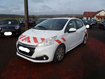  Voir détails -Peugeot 208 AFFAIRE 1.6 BLUEHDI 75CH PREMIUM PACK 5  à Harol (88)