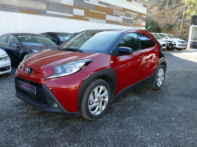 Toyota Aygo X 1.0 VVT-i 72 Ch DESIGN S-CVT CAMERA DE Rouge de 2023