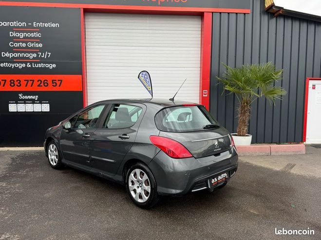 Peugeot 308 1.6 e-HDi 8V 112 cv Boite auto BMP6 gps  Gris de 2013