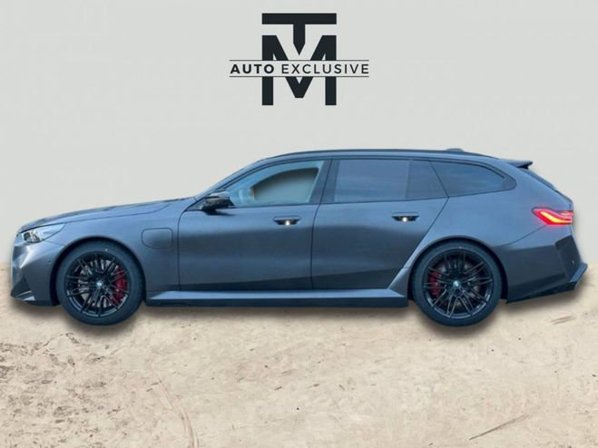 BMW M5 TOURING G99 PHEV 727 ch BVA8 Gris de 2024
