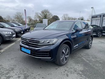  Voir détails -Volkswagen Touareg 3.0 TSI eHybrid 381ch Tiptronic 8 4Motio à  La Rochelle (17)