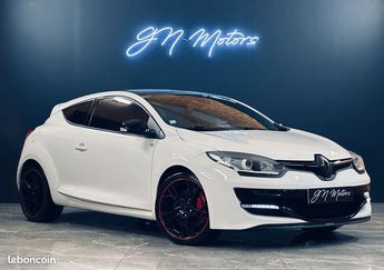  Voir détails -Renault Megane iii (2) coupe 2.0 t 265 rs s&s cup recar à Thoiry (78)