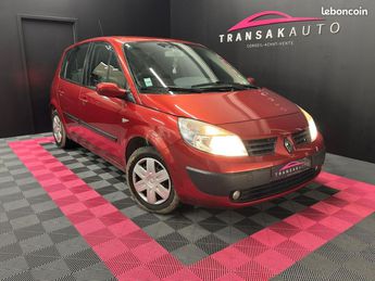  Voir détails -Renault Scenic II 1.6 16V Confort Dynamique PREMIRE MA à Lesmnils (54)