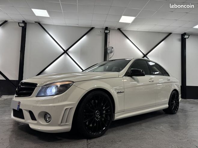 Mercedes Classe C C63 AMG W204 Pack Performance 457Ch  de 2009