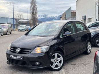  Voir détails -Volkswagen Golf Plus V 2.0 TDI 136 Sportline à Saint-Martin-d'Hres (38)