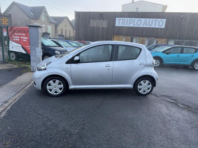Toyota Aygo 1.0 VVT-i Confort + Clim GRIS CLAIR de 2009