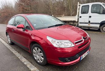  Voir détails -Citroen C4 Coupe 1,6 16v à Wittenheim (68)