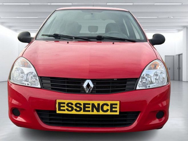 Renault Clio II Campus II - 1.2i 8V 60ch (4 cv) BVM5  Rouge de 2011