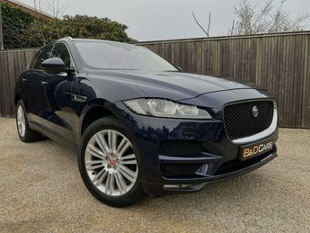  Voir détails -Jaguar F Pace 3.0 T V6 AWD Portfolio LICHTE VRACHT UTI à Beveren (87)