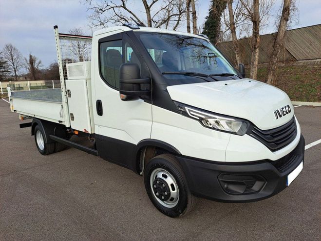 Iveco Daily 35C21 A8 BENNE Blanc de 2023