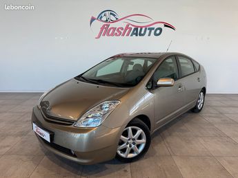  Voir détails -Toyota Prius II HYBRID 110cv-BVA à Gerzat (63)