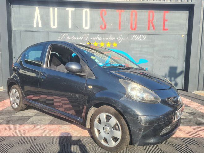 Toyota Aygo 1.0 VVT-I 68CH 5P Gris F de 2006