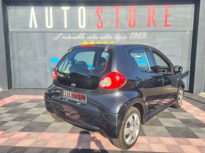Toyota Aygo 1.0 VVT-I 68CH 5P Gris F de 2006