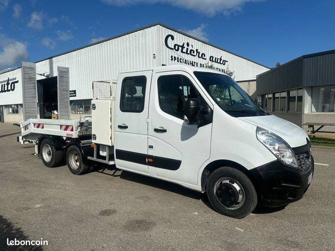 Cliquer pour voir la photo suivante Renault Master 17990 ht double cabine maxicargo porte e Blanc de 2018