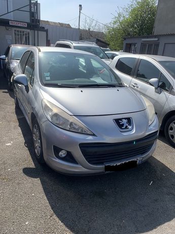  Voir détails -Peugeot 207+ 1.4 5P à Sevran (93)