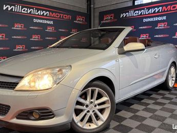  Voir détails -Opel Astra TWIN TOP COSMO 1.6i TURBO 180 CV GARANTI à Cappelle-la-Grande (59)