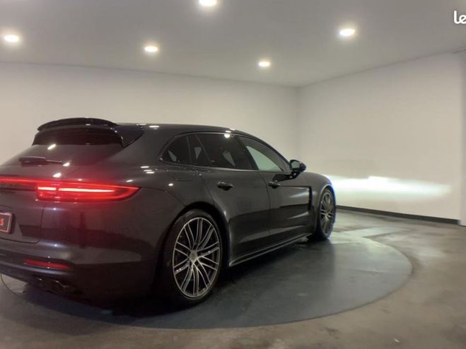 Porsche Panamera 4 E-HYBRID Sport Turismo V6 3.0 E-Hybrid Noir de 2019