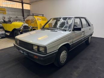  Voir détails -Renault R11 gtl 63000km à Mont-de-Marsan (40)