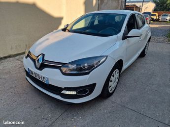  Voir détails -Renault Megane ctte 1.5 dci 95ch s&s à Argenteuil (95)