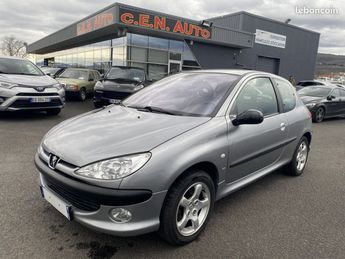  Voir détails -Peugeot 206 2.0 16V S16 3P à Aubire (63)