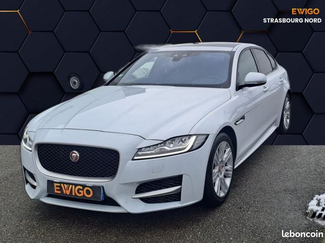 Jaguar XF 2.0 D 180ch R-SPORT BVA Blanc de 2016