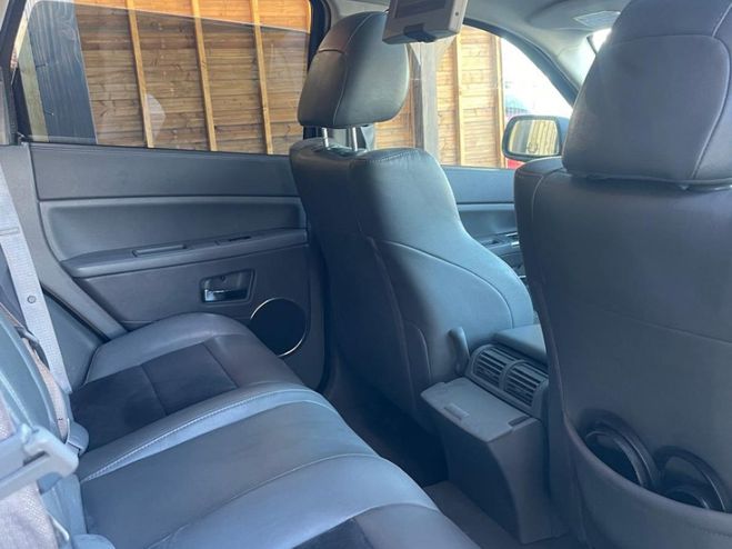 Jeep Grand Cherokee 6.1 HEMI V8 SRT8 A GAR 1 t blanc de 2007