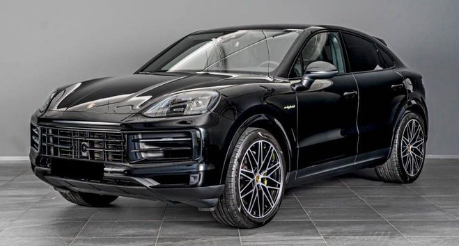 Porsche Cayenne Coupe E-Hybrid 470hp noir  de 2024