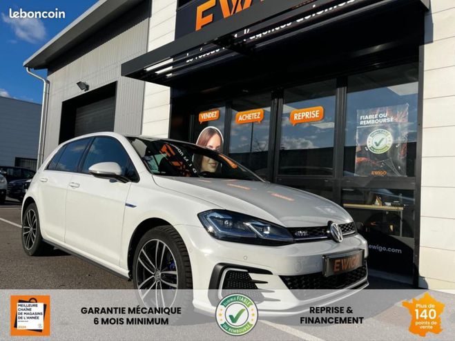 Volkswagen Golf GTE 204 CV HYBRIDE RECHARGEABLE + APPLE  Blanc de 2018