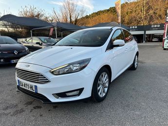  Voir détails -Ford Focus 1.5 TDCi 120 SetS Titanium à  Les Pennes-Mirabeau (13)