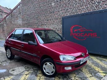  Voir détails -Peugeot 106 1,4i 93,000KM Boite Auto à Douai (59)