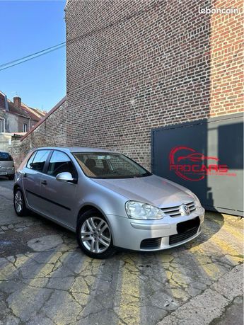 Voir détails -Volkswagen Golf 5 1,9 TDI 90Ch à Douai (59)