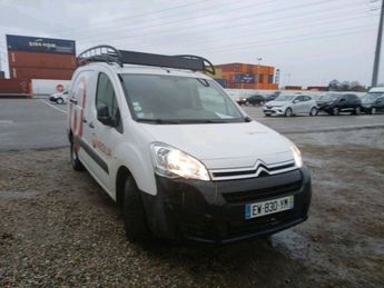  Voir détails -Citroen Berlingo XL 1.6 100 S&S Club ETG6 à Seilhac (19)